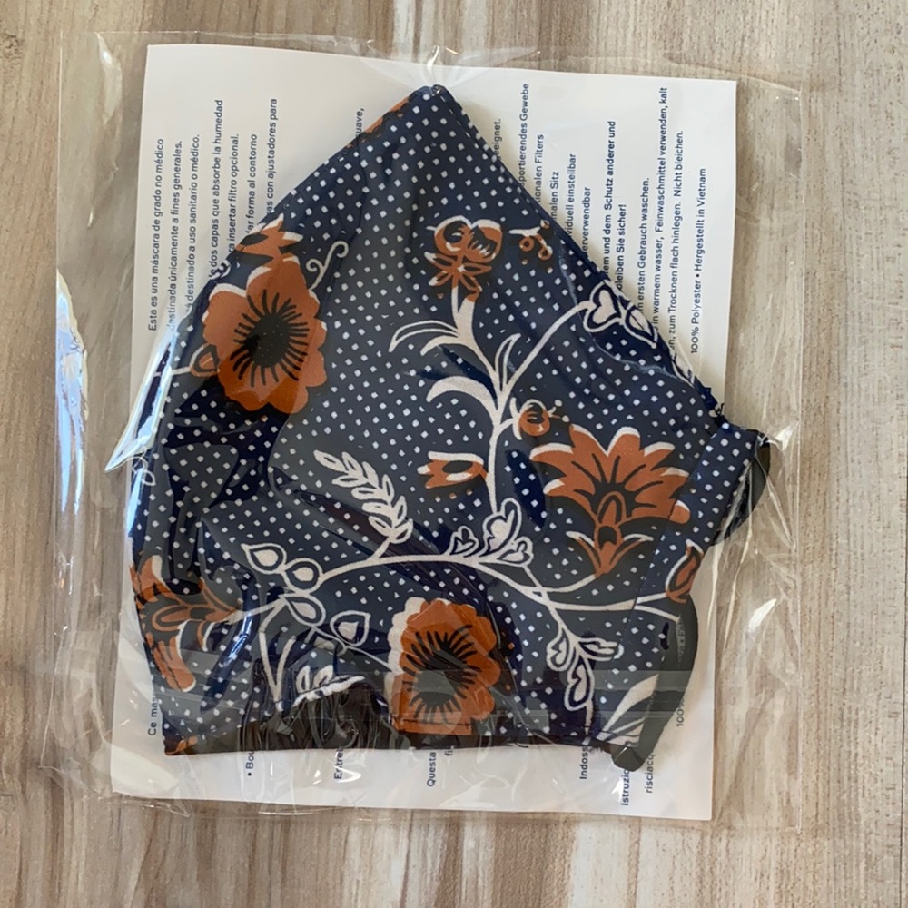 ❤️ Tory Burch Floral Printed Face Mask New